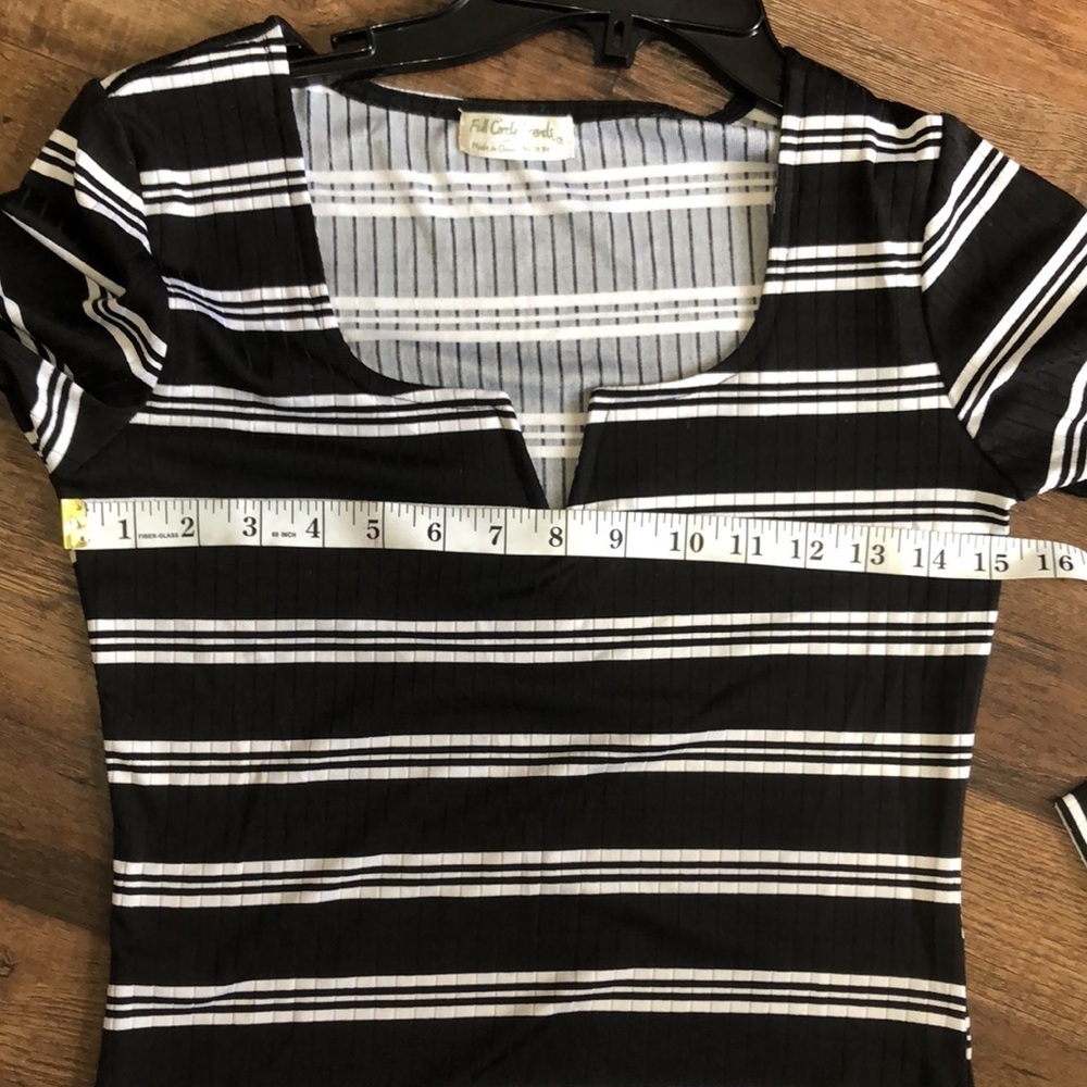 Full Circle Trends shirt - Picture 6 of 7